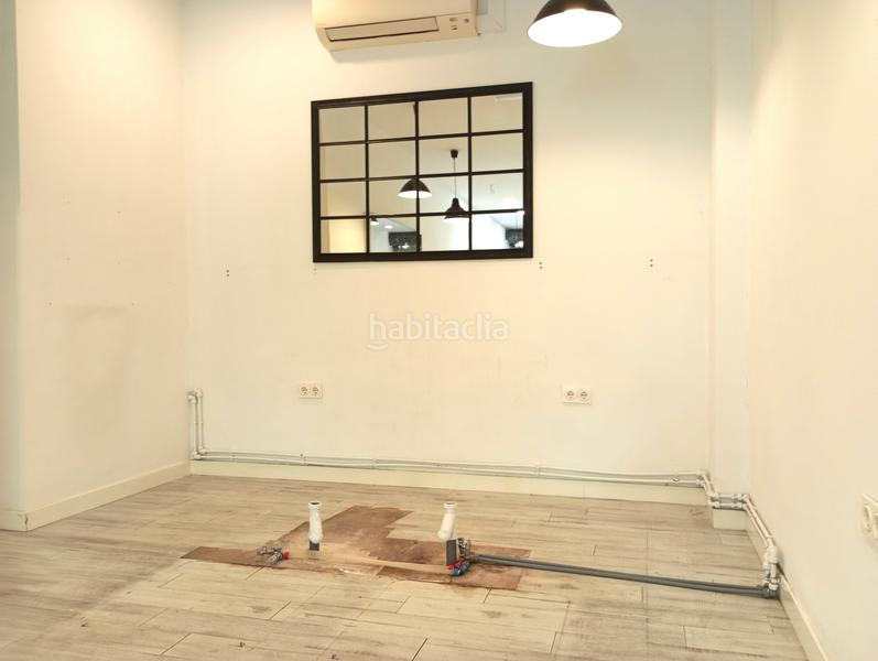 Foto 79765f6e-aa1c-4001-addc-c6d54f776882. Rent business premise in Antiguo Donostia - San Sebastián