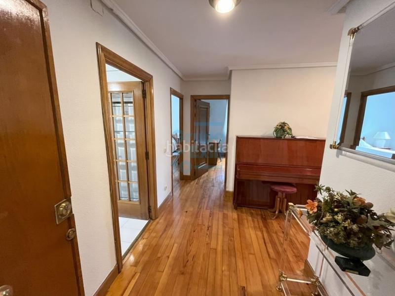 Foto d4d1c980-bdf5-46f9-9529-2554245be0d9. Alquiler piso magnífico piso todo exterior de 3 habitaciones en el barrio de el Antiguo. en Donostia - San Sebastián