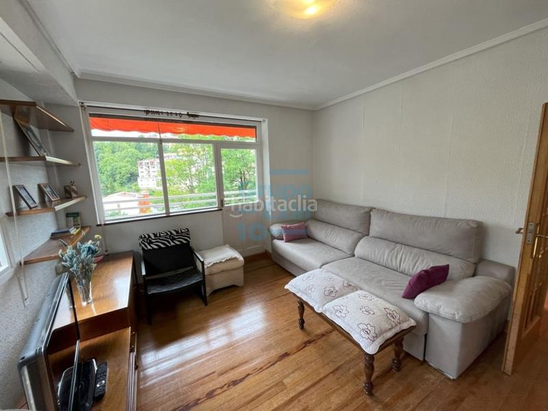 Foto f2ccd49b-8a56-4fe4-b359-5e8af5e10a39. Alquiler piso magnífico piso todo exterior de 3 habitaciones en el barrio de el Antiguo. en Donostia - San Sebastián