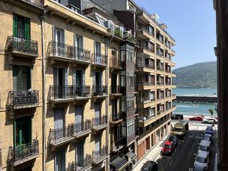 Lloguer Pis a Donostia-san sebastián - general jauregui 6. Piso de larga duracion, como vivienda habitualexterior y reforma
