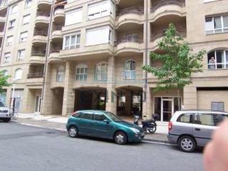 Location Appartement  Donostia-san sebastián - donibane garazi kalea. Piso amueblado y en buen estado en alquiler de temporada. en el