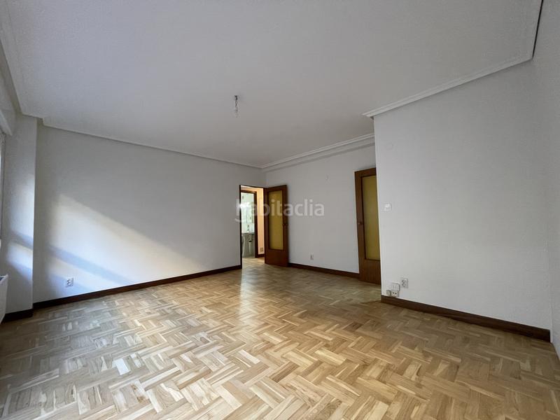 Foto a31b6c2b-c4a6-4a76-9431-d7cb10a33acf. Location appartement avec chauffage parking dans Gros Donostia - San Sebastián