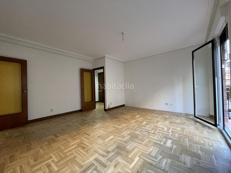 Foto 6d65583a-a2b5-4278-aafa-af6e510c4e35. Rent flat with heating parking in Gros Donostia - San Sebastián