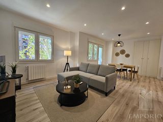 Rent Flat in De santa maría de la cabeza 51. Piso reformado con terraza en el centro de madrid