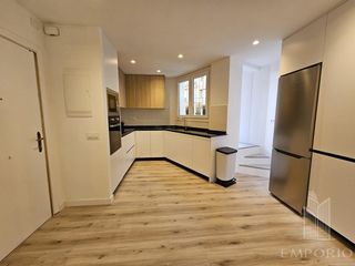 Miete Etagenwohnung in De santa maría de la cabeza 51. Piso reformado con terraza en el centro de madrid