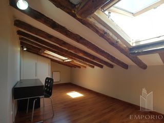 Lloguer Àtic  De hortaleza. Loft abuhardillado en alquiler  chueca