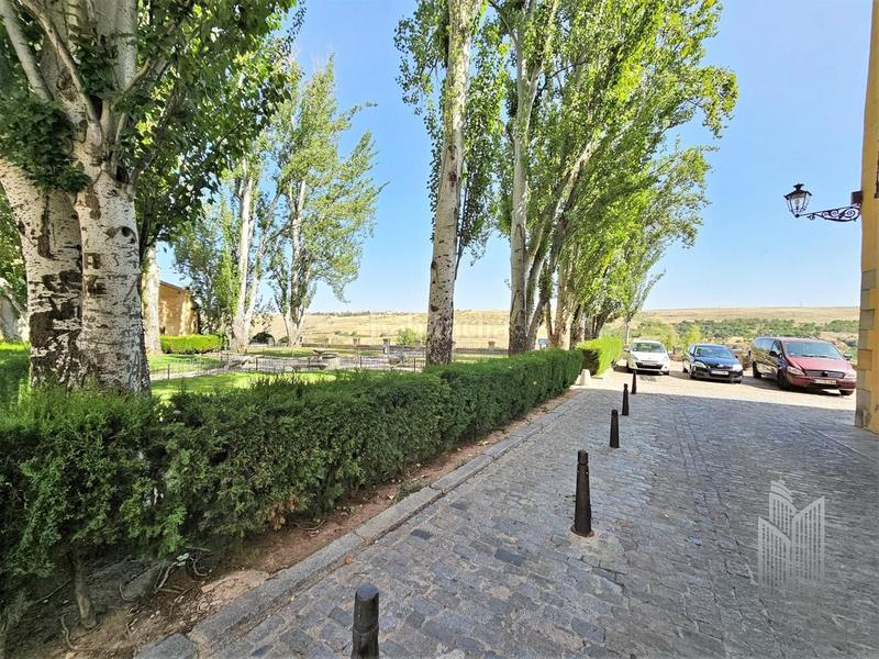 Foto deb318de-f2c0-4486-ad51-0deaee4479d3. Piso en velarde 9 encantador piso en edificio histórico restaurado en pleno centro en Segovia