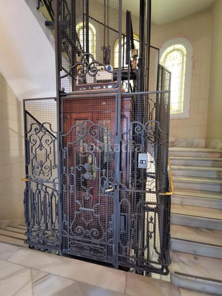 Foto 0112e5df-c4fd-44a9-bfe1-b35e86dd3258. Location bureau dans de fernando el santo 15 dans Almagro Madrid