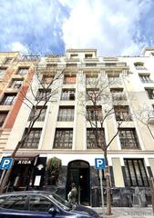 Appartement  De lópez de hoyos. Exclusiva vivienda reformada junto a la embajada de ee. uu.