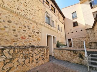 Local Comercial a Velarde 9. Local con jardín privado en el corazón de segovia, ideal para ne