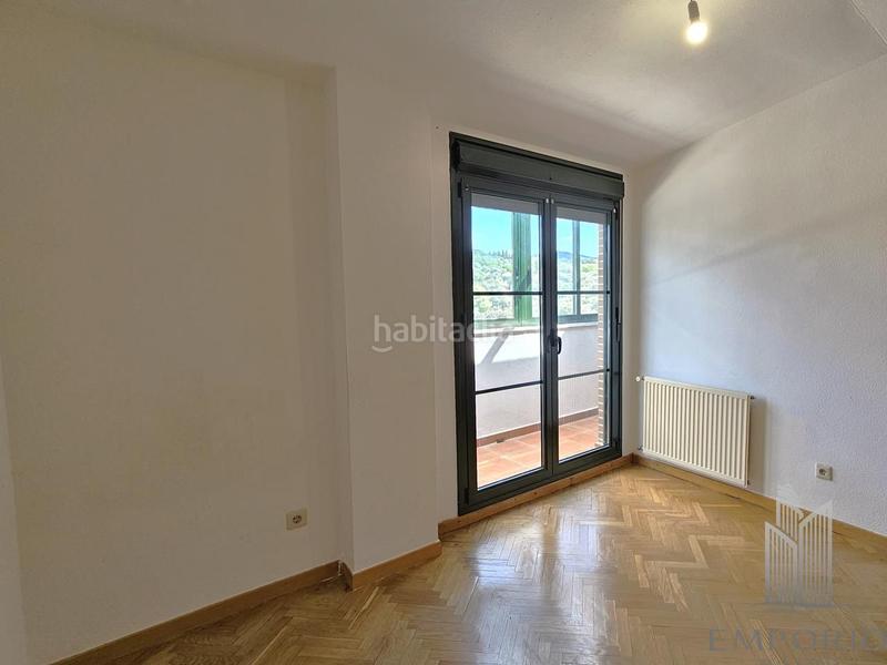 Foto aaa20799-1fb1-4709-93b0-1048b0eb063d. Alquiler ático en río navia 4 ático con 2 terrazas urb. con amplio jardín y piscina en Collado Villalba