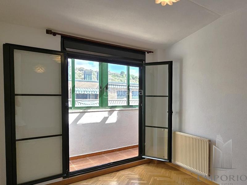 Foto bd8fba67-3ea3-454e-8f6c-e72729ec4832. Miete dachwohnung in río navia 4 in Villalba Pueblo Collado Villalba
