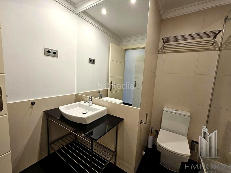 Foto 4ac3dfe8-b306-4ec3-a326-d2c4c963165f. Location appartement avec chauffage parking dans El Viso Madrid