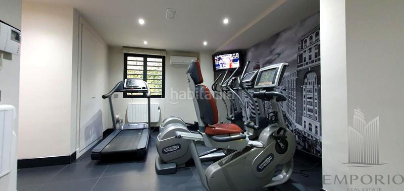 Foto f85ef6d8-b995-41f3-97ca-4f004da56e99. Miete appartement mit heizung parking in El Viso Madrid