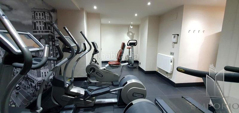 Foto 1d6cbec2-0bd1-4229-98ad-a00a924b945b. Rent apartment with heating parking in El Viso Madrid