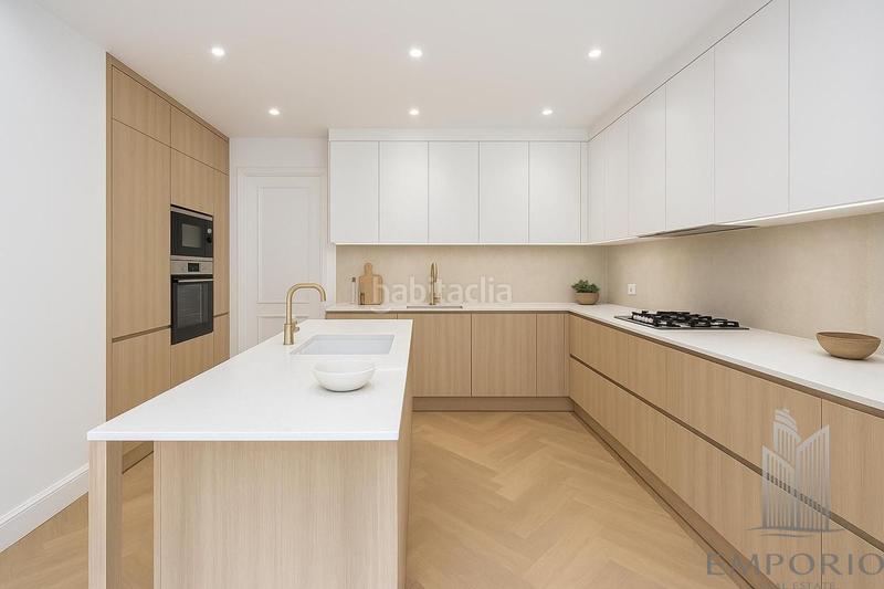 Foto 2c9b10dc-b583-453e-973b-842bd81fa5c1. Appartement avec chauffage parking dans Recoletos Madrid