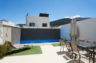 Maison jumelée  Avenida de los aparejadores. Casa/chalet adosado en venta en av. los aparejadores, jaén