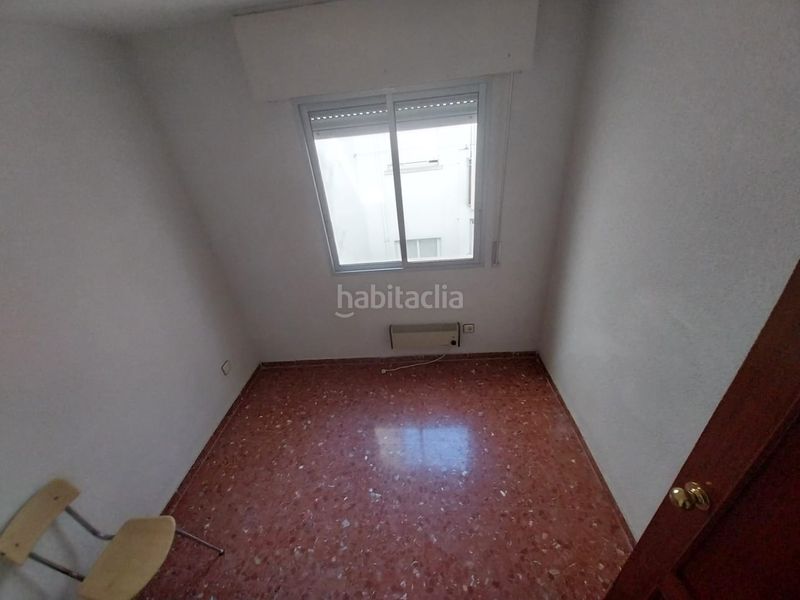 Foto b13bc175-79c2-4296-86a9-ed9af2b5e9d1. Pis amb calefacció piscina a Martos