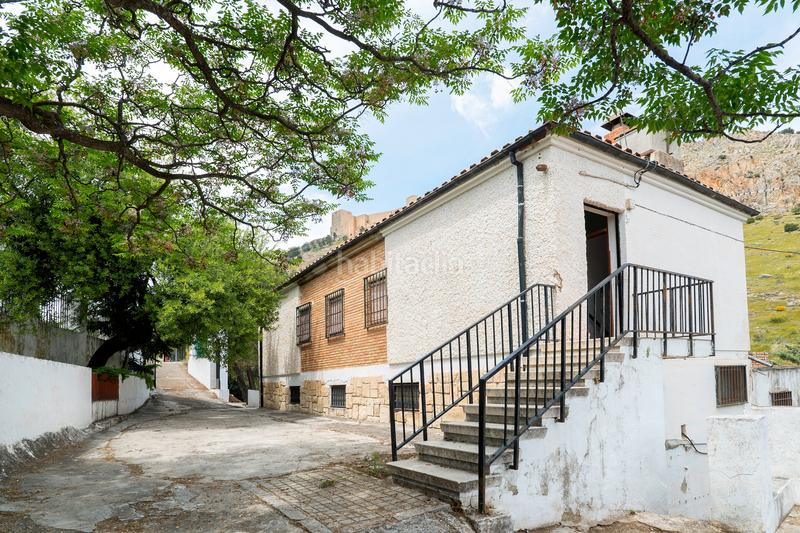 Foto 00894272-4f77-4487-b393-9ced14899231. Xalet amb calefacció aparcament piscina a San Felipe - El Almendral - La Merced Jaén