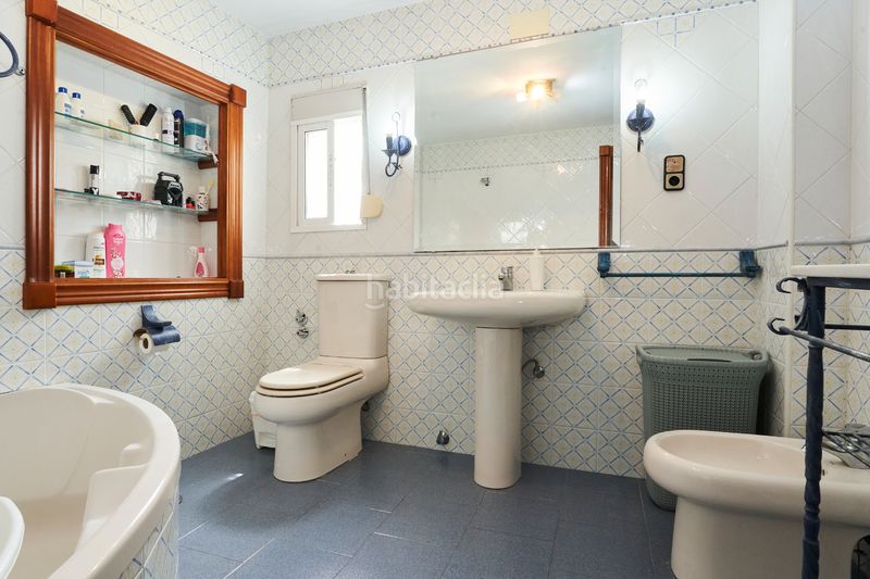 Foto 23ab30d9-4e21-4bf8-8e90-cf999c3f091a. Casa adossada a Belén - San Roque Jaén