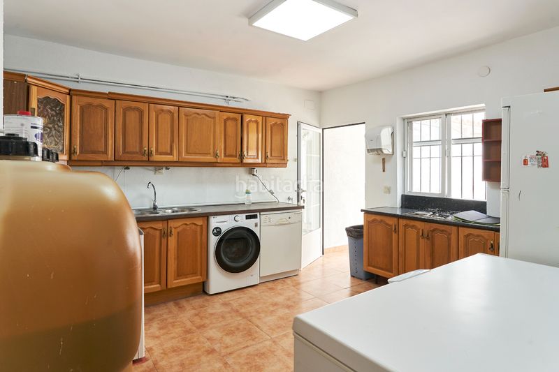 Foto 4d087635-75a3-4ad4-81a3-c8728f0e8b2f. Casa adossada a Belén - San Roque Jaén