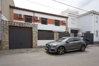 Casa adossada a Calle Sierra Mágina