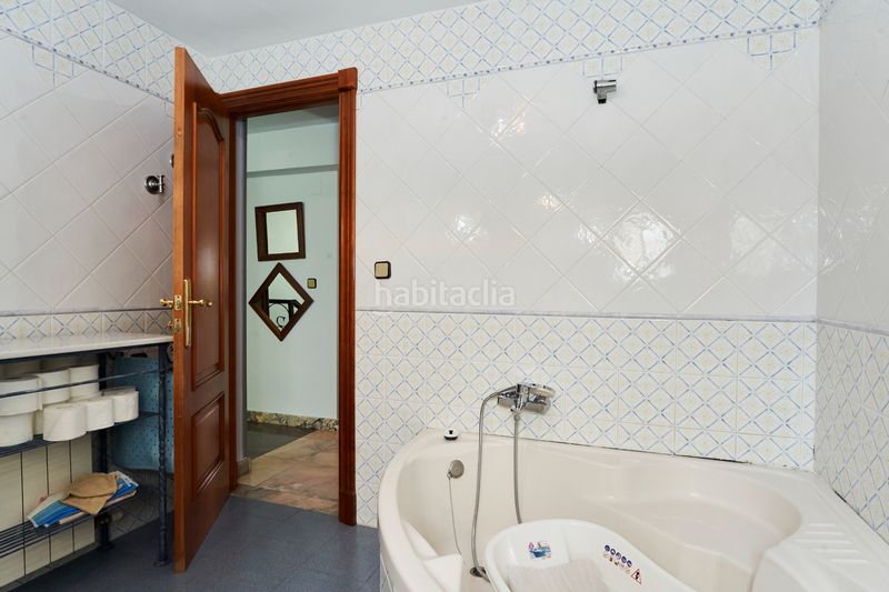 Foto c2ac5cf2-fe75-48f1-a149-24a960a07a46. Casa adossada a Belén - San Roque Jaén