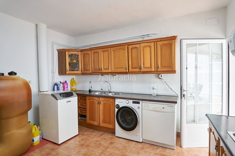 Foto f3f4a713-4ae8-40e7-9ec1-62c210264855. Casa adossada a Belén - San Roque Jaén