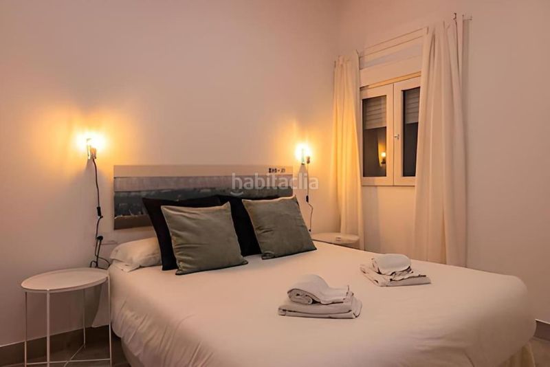 Foto b8e3cd00-5aa2-46eb-9602-4795f4b2ac97. Pis amb calefacció a Centro Histórico Cádiz