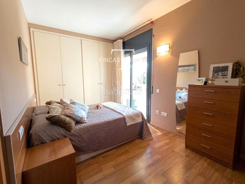 Foto f8af6a01-75e2-44e6-8897-a4998ee6bbe0. Pis amb aparcament a La Guineueta Barcelona