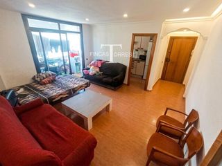 Appartamento  Doctor fleming. Fantastico piso con ascensor y balcon cerrado en viladecans