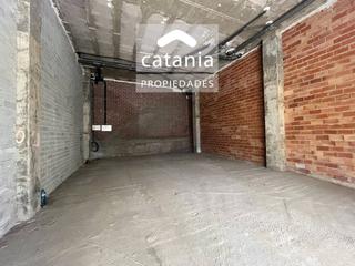 Lloguer Local Comercial a Mestral 10. Local en alquiler con excelentes condiciones