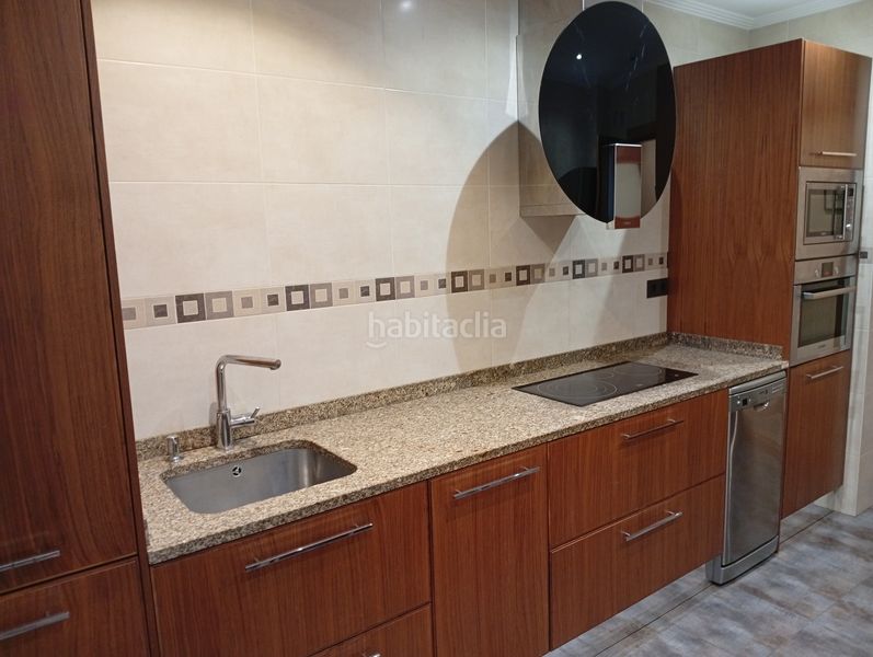 Foto 544309e1-e3cd-45b8-82c4-1d2899f2df6f. Pis amb calefacció aparcament a Repelaga Portugalete