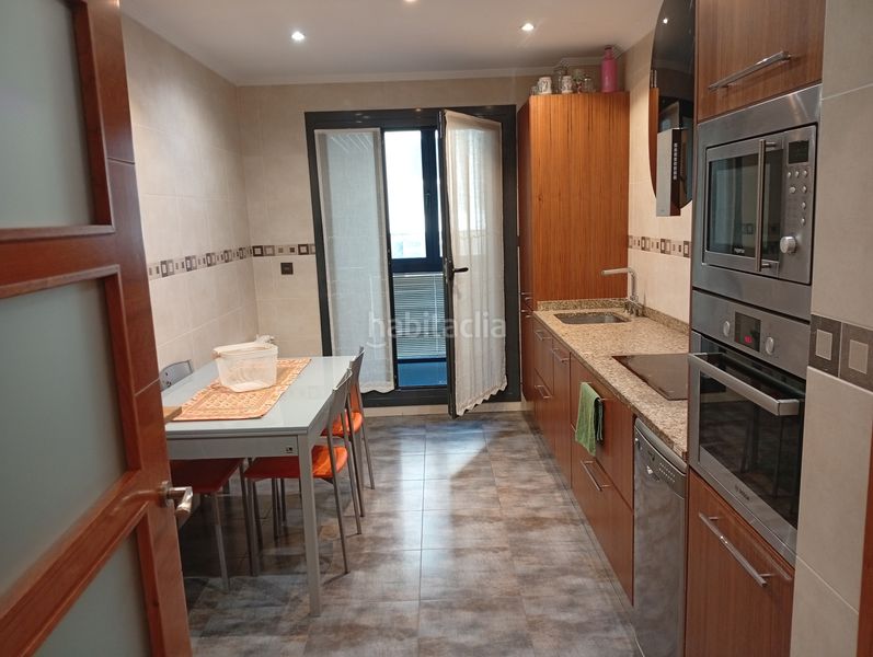 Foto a6710568-51c1-4802-ae6e-f9afbf40d39f. Pis amb calefacció aparcament a Repelaga Portugalete