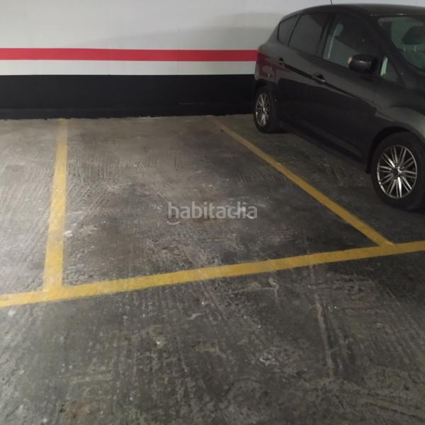 Foto cb38cbf4-65b3-42a6-84b2-41ffc8631c15. Posto auto in san roke kalea 12 in Matiko - Ciudad Jardín Bilbao