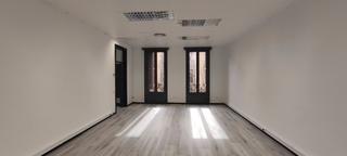 Lloguer Oficina  N/a. Lista para entrar