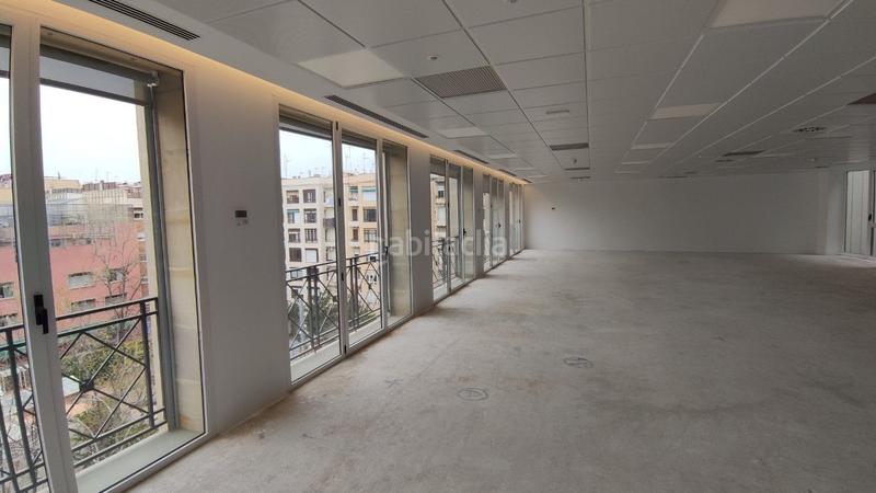 Foto c6c9e68d-6a40-4f13-a667-525ddd10a89a. Location bureau avec chauffage dans La Nova Esquerra de l´Eixample Barcelona