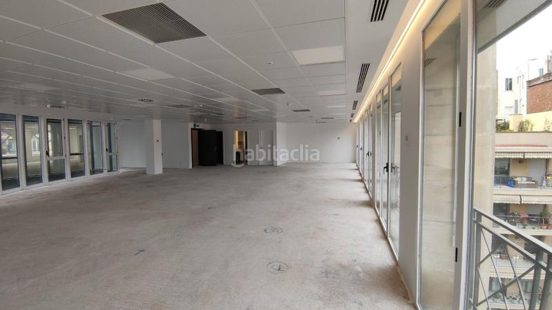 Foto eaefd485-360a-492e-842b-38a0079d47ae. Location bureau avec chauffage dans La Nova Esquerra de l´Eixample Barcelona