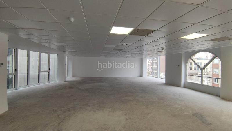 Foto 73395167-58ee-43d3-ae63-2ec0486a34a0. Miete büro mit heizung in La Nova Esquerra de l´Eixample Barcelona