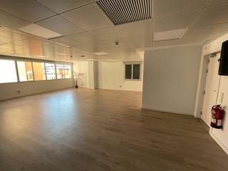 Miete Büro  N/a. Situado junto la avda. diagonal