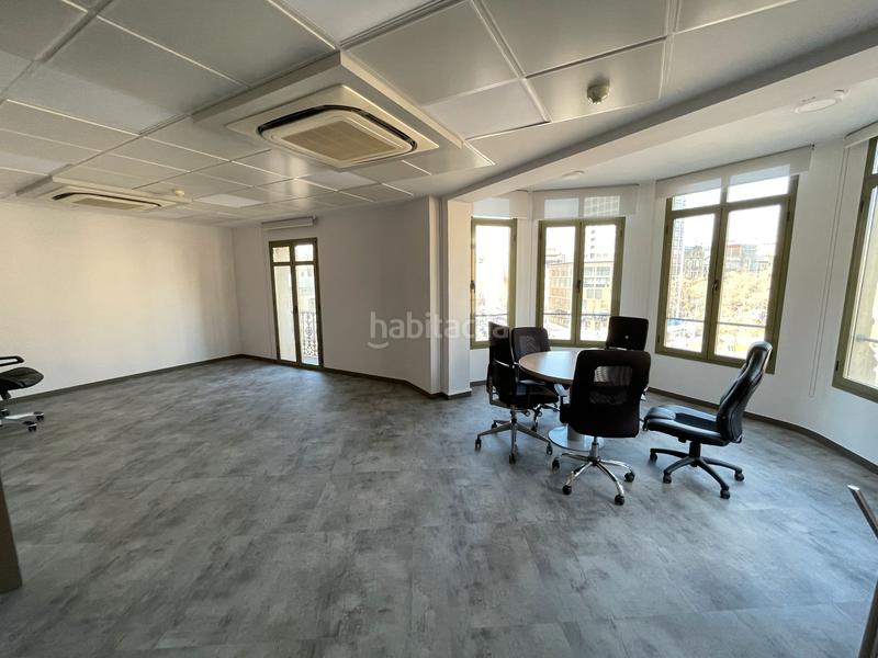 Foto 445a0801-e37b-4d45-be4d-ad4e33c023c1. Alquiler oficina disponible en enero 2021 en Vila de Gràcia Barcelona