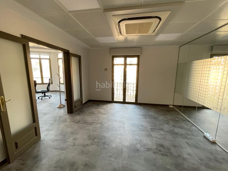 Foto e8a55f4e-c7b5-40e0-a637-9226ce3e3827. Location bureau avec chauffage dans Vila de Gràcia Barcelona