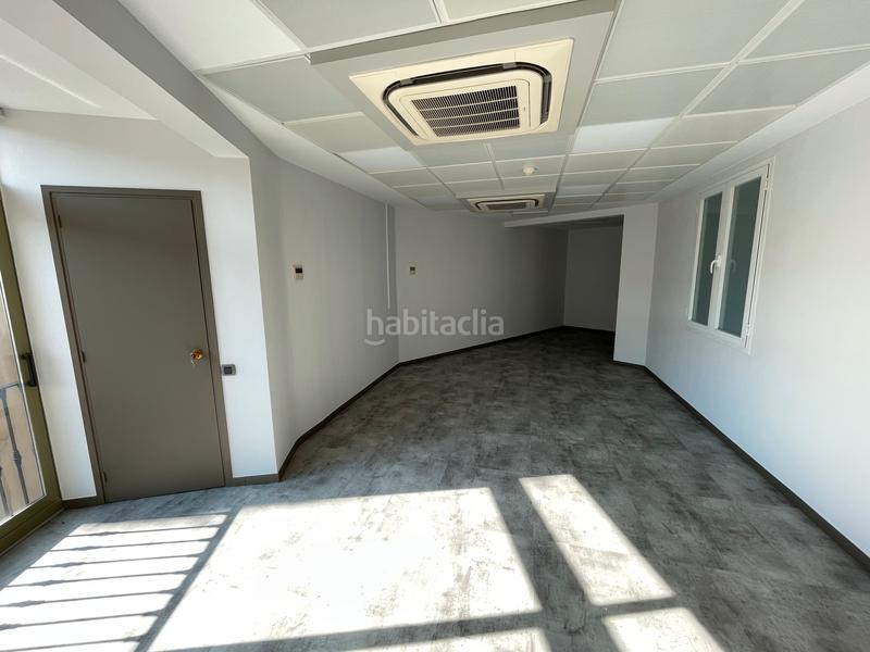 Foto a135b868-e1fb-4ea0-8615-3a6200a87ee6. Miete büro mit heizung in Vila de Gràcia Barcelona