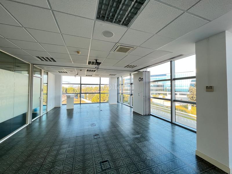 Foto 0e780847-268b-42b0-b34d-4a8bd0939ab3. Location bureau avec chauffage dans Volpelleres Sant Cugat del Vallès