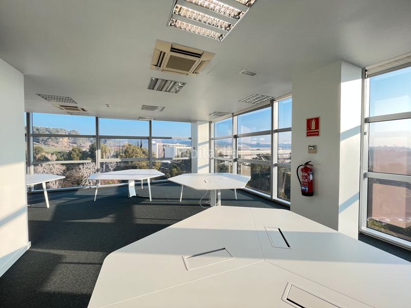 Foto 32242eb4-8af8-4be6-893e-2305cf9e5c39. Miete büro mit heizung in Volpelleres Sant Cugat del Vallès