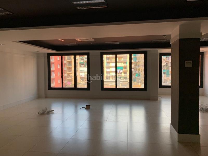 Foto 0a9e21fc-173b-4430-96d3-453dbcce1cff. Rent office space with heating in Sant Ramon - Maternitat Barcelona