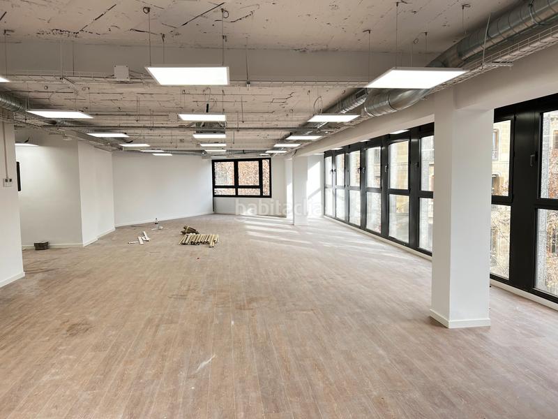 Foto e9adfc58-b60b-48ba-9f99-d3ab69a84c39. Affitto ufficio in Gòtic Barcelona