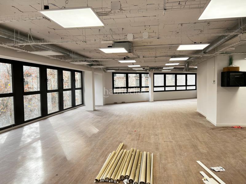 Foto 873c11b8-1197-4dc9-8c2c-2b1989887ce5. Alquiler oficina en pleno centro en Gòtic Barcelona