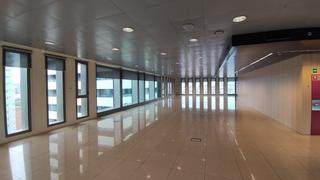 Location Bureau  Carrer d'amadeu torner. En edificio torre copisa