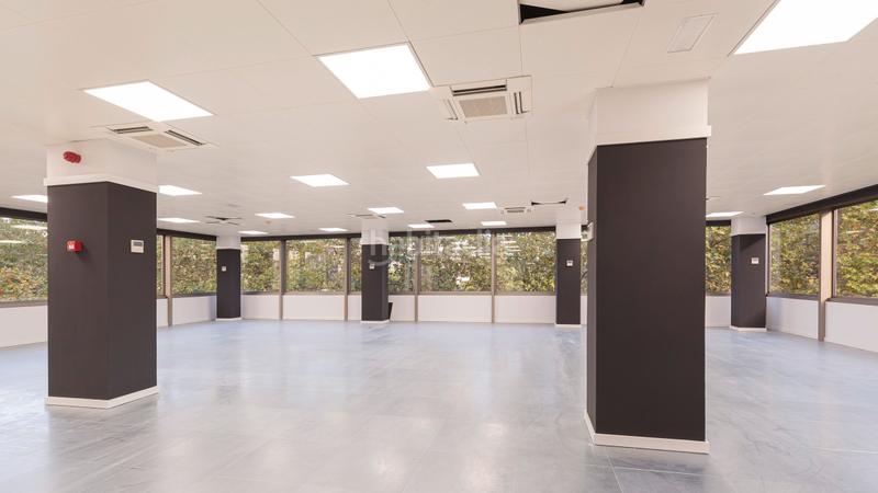 Foto 0f43529c-fdc2-4d01-8d2e-dc290a249d9f. Rent office space with heating in Barri de les Corts Barcelona